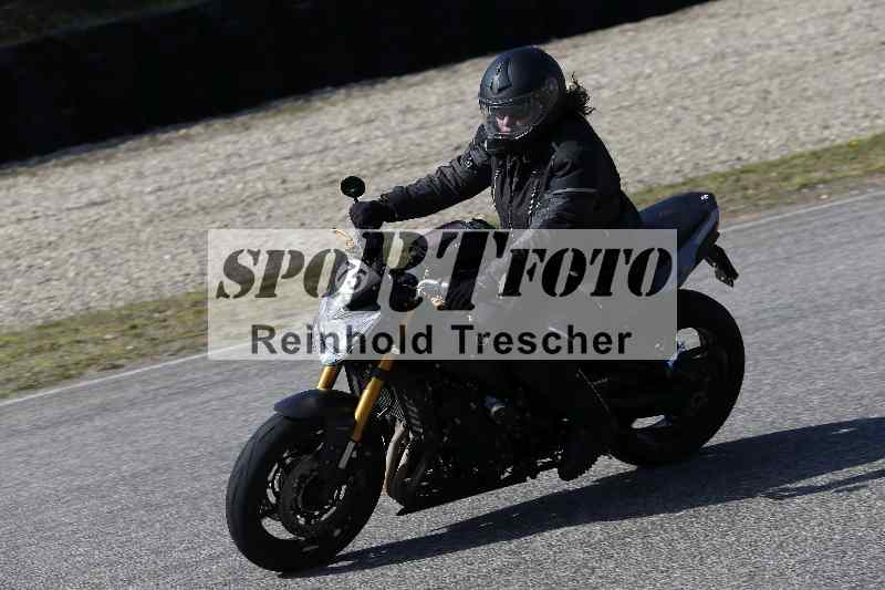 /01 02.04.2026 MAZ ADR/Gruppe gelb Gruppe gruen/75